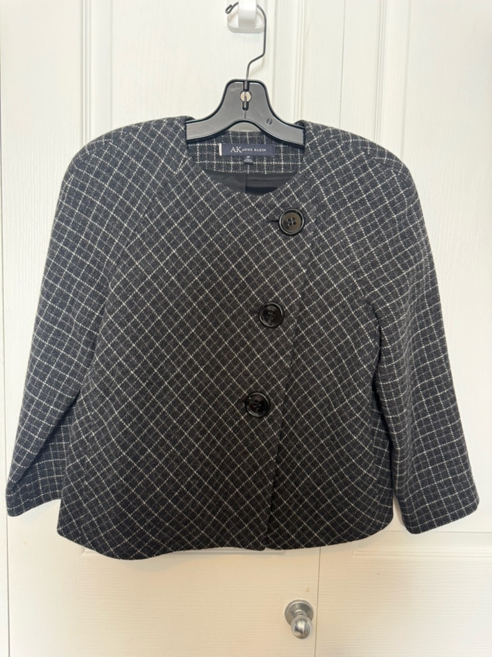 Anne Klein Black & Gray Plaid Cropped Blazer